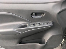 Nissan Versa SV CVT 2025