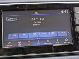 Nissan Versa SV CVT 2025