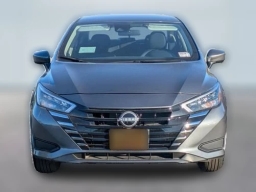 Nissan Versa SV CVT 2025