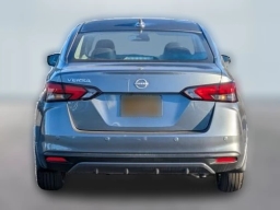 Nissan Versa SV CVT 2025