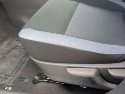 Nissan Versa SV CVT 2025