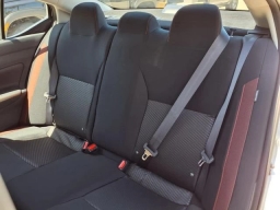 Nissan Versa SR CVT 2025