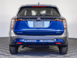 Nissan Kicks S AWD 2025