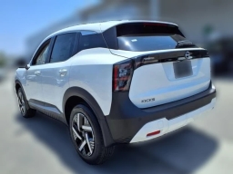 Nissan Kicks SV AWD 2025