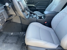 Toyota Tacoma 4WD SR5 Double Cab 5' Bed AT (Natl) 2026