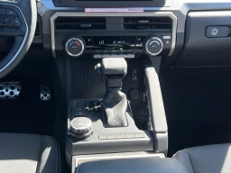 Toyota Tacoma 4WD TRD Sport Double Cab 6' Bed AT (Natl) 2026