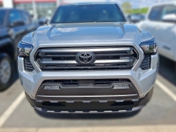 Toyota Tacoma 4WD SR5 Double Cab 6' Bed AT (Natl) 2026