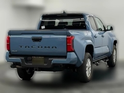 Toyota Tacoma 4WD SR5 Double Cab 5' Bed AT (Natl) 2026