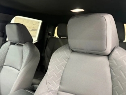 Toyota Tacoma 4WD SR5 Double Cab 5' Bed AT (Natl) 2026