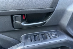 Toyota Tacoma 4WD SR5 Double Cab 6' Bed AT (Natl) 2026