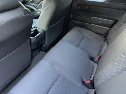 Toyota Tacoma 4WD SR5 Double Cab 6' Bed AT (Natl) 2026