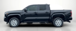 Toyota Tacoma 4WD SR5 Double Cab 5' Bed AT (Natl) 2026