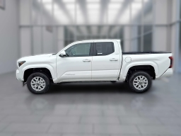 Toyota Tacoma 4WD SR5 Double Cab 6' Bed AT (Natl) 2026