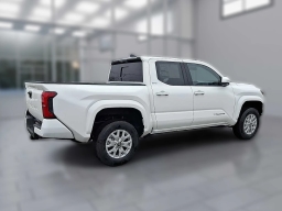 Toyota Tacoma 4WD SR5 Double Cab 6' Bed AT (Natl) 2026