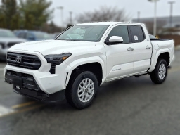 Toyota Tacoma 4WD SR5 Double Cab 6' Bed AT (Natl) 2026