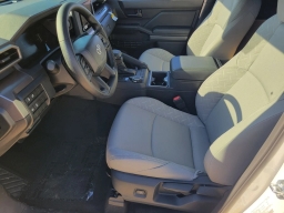 Toyota Tacoma 4WD SR5 Double Cab 6' Bed AT (Natl) 2026