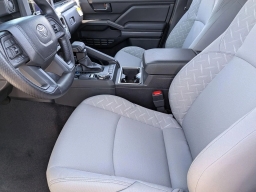 Toyota Tacoma 4WD SR5 Double Cab 5' Bed AT (GS) 2026