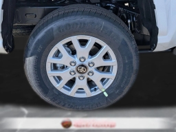 Toyota Tacoma 4WD SR5 Double Cab 5' Bed AT (GS) 2026