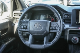 Toyota Tacoma 4WD SR5 Double Cab 6' Bed AT (Natl) 2026