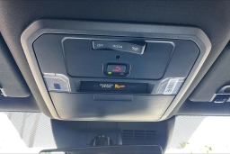 Toyota Tacoma 4WD SR5 Double Cab 6' Bed AT (Natl) 2026