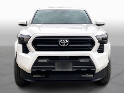 Toyota Tacoma 4WD SR5 Double Cab 5' Bed AT (Natl) 2026