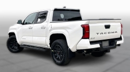 Toyota Tacoma 4WD SR5 Double Cab 5' Bed AT (Natl) 2026