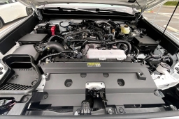 Toyota Tacoma 4WD SR5 Double Cab 5' Bed AT (Natl) 2026