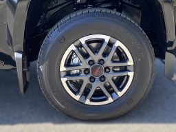 Toyota Tacoma 4WD TRD Sport Double Cab 5' Bed AT (Natl) 2026