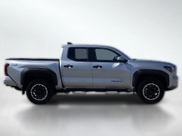 Toyota Tacoma 4WD TRD Off Road Double Cab 5' Bed AT (Natl) 2026