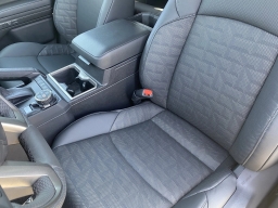 Toyota Tacoma 4WD TRD Off Road Double Cab 5' Bed AT (Natl) 2026