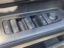 Toyota Tacoma 4WD TRD Off Road Double Cab 5' Bed AT (Natl) 2026