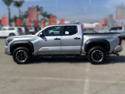 Toyota Tacoma 4WD TRD Off Road Double Cab 5' Bed AT (Natl) 2026