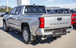 Toyota Tacoma 4WD SR5 Double Cab 5' Bed AT (GS) 2026