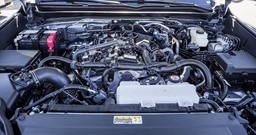 Toyota Tacoma 4WD SR5 Double Cab 5' Bed AT (GS) 2026