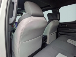 Toyota Tacoma 4WD TRD Off Road Double Cab 5' Bed AT (Natl) 2026