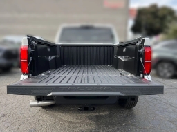 Toyota Tacoma 4WD TRD Sport Double Cab 5' Bed AT (Natl) 2026