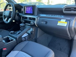 Toyota Tacoma 4WD TRD Sport Double Cab 5' Bed AT (Natl) 2026