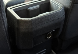 Toyota Tacoma 4WD SR5 Double Cab 6' Bed AT (Natl) 2026