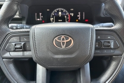 Toyota Tacoma 4WD SR5 Double Cab 6' Bed AT (Natl) 2026