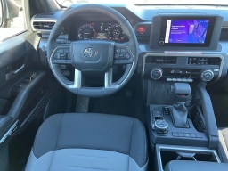 Toyota Tacoma 4WD TRD Off Road Double Cab 5' Bed AT (Natl) 2026