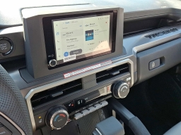 Toyota Tacoma 4WD SR5 Double Cab 6' Bed AT (Natl) 2026