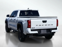 Toyota Tacoma 4WD TRD Off Road Double Cab 6' Bed AT (Natl) 2026