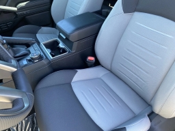 Toyota Tacoma 4WD TRD Off Road Double Cab 6' Bed AT (Natl) 2026