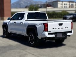 Toyota Tacoma 4WD TRD Off Road Double Cab 6' Bed AT (Natl) 2026