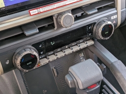 Toyota Tacoma 4WD TRD Off Road Double Cab 6' Bed AT (Natl) 2026