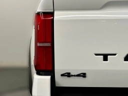 Toyota Tacoma 4WD TRD Off Road Double Cab 6' Bed AT (Natl) 2026