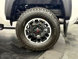 Toyota Tacoma 4WD TRD Off Road Double Cab 6' Bed AT (Natl) 2026