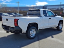 Toyota Tacoma 4WD SR XtraCab 6' Bed AT (GS) 2026