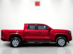 Toyota Tacoma 4WD SR5 Double Cab 6' Bed AT (Natl) 2025