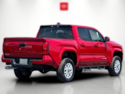Toyota Tacoma 4WD SR5 Double Cab 6' Bed AT (Natl) 2025